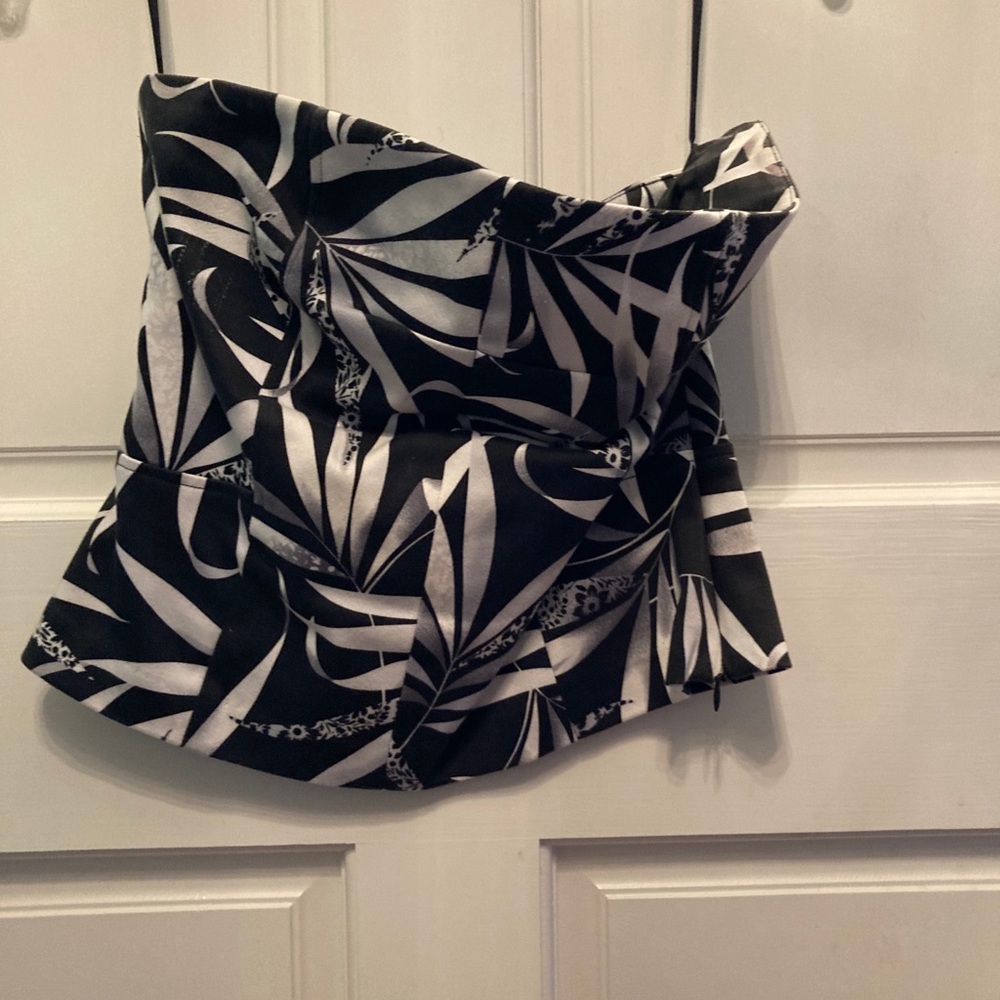 Strapless formal top